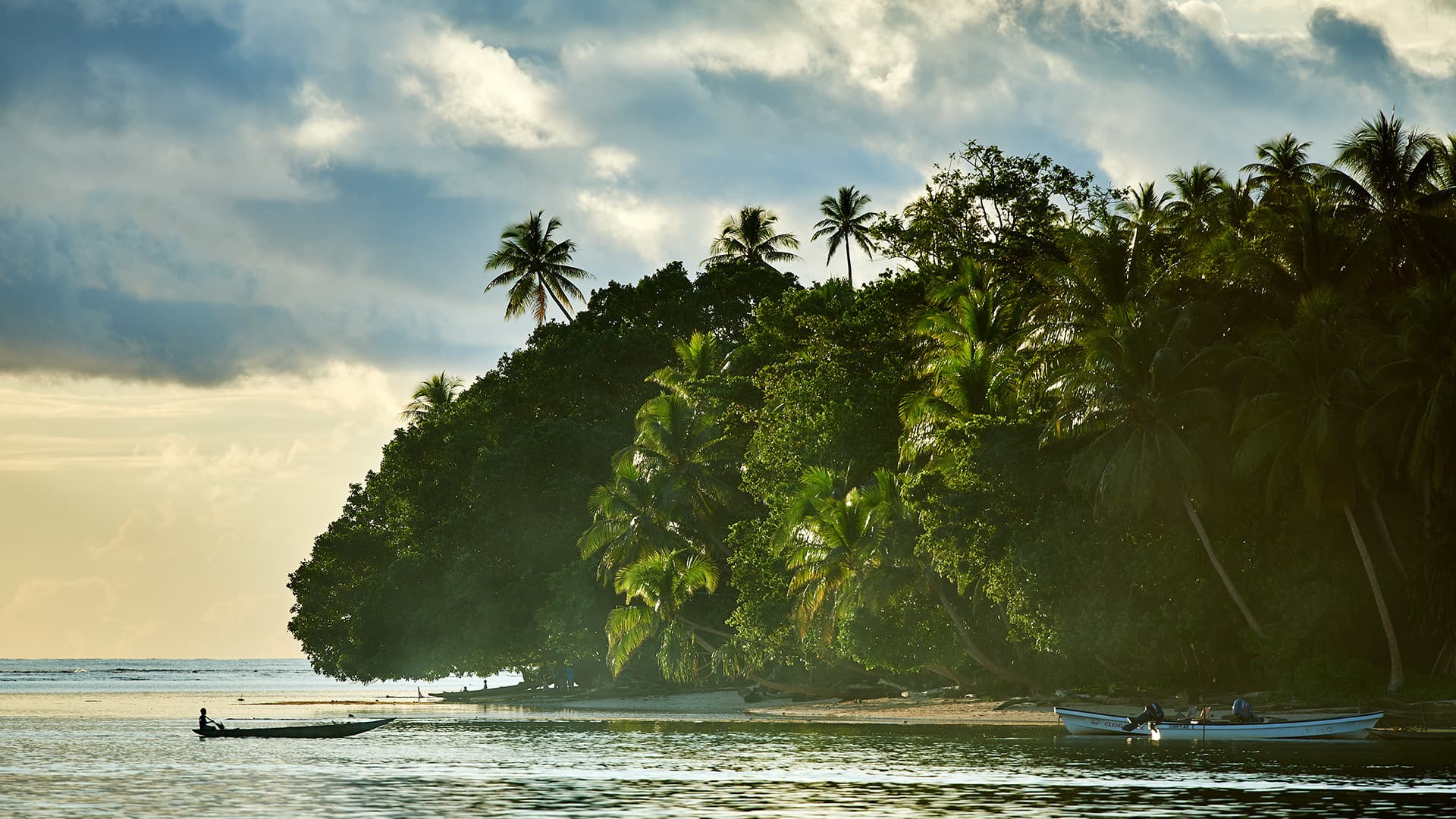 header-Tropical_Oceania_Melanesia_PapuaNewGuinea_©ReeveJolliffeEYOS©_{SuRi}_culture()____20190716_173707_610_[6013x4014]_5.6MB