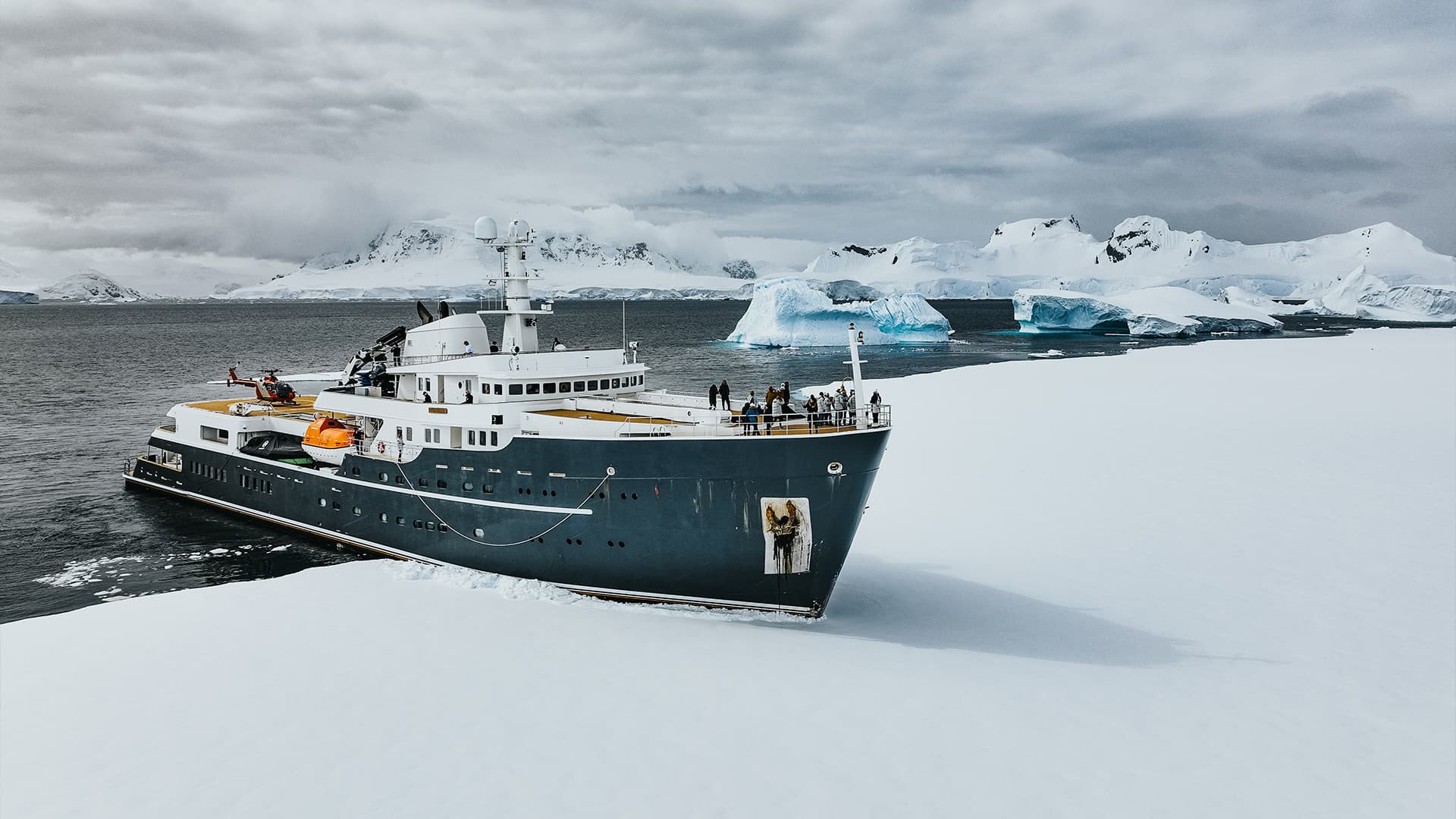 Legend Expedition Yacht | Antarctica Peninsula