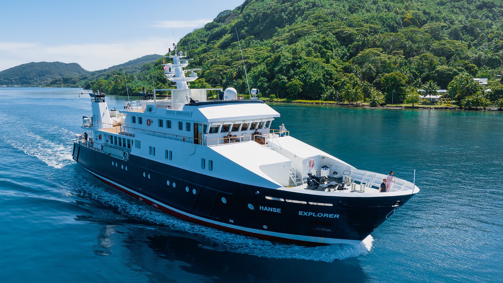 Hanse Explorer First to Sail in Melanesia for an Entire Season